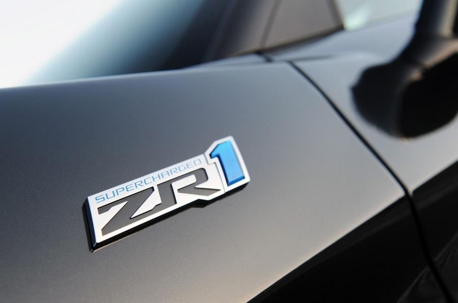  Chevrolet Corvette ZR1 2012 года  (фото 38 из 66)